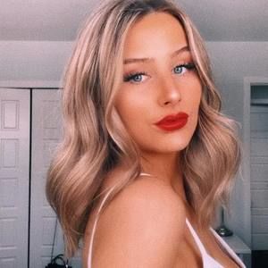 Meet your Posher, Lindsey